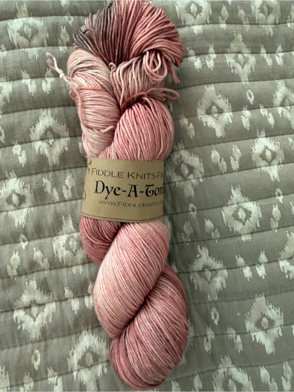 Fiddle knits Dye-A-Tone Hand-Dyed Pink Yarn Skein